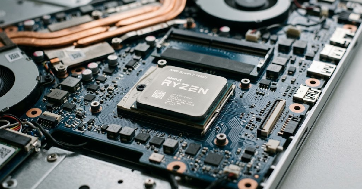 Ryzen 7 5825U: Specs, Performance, and Buying Guide